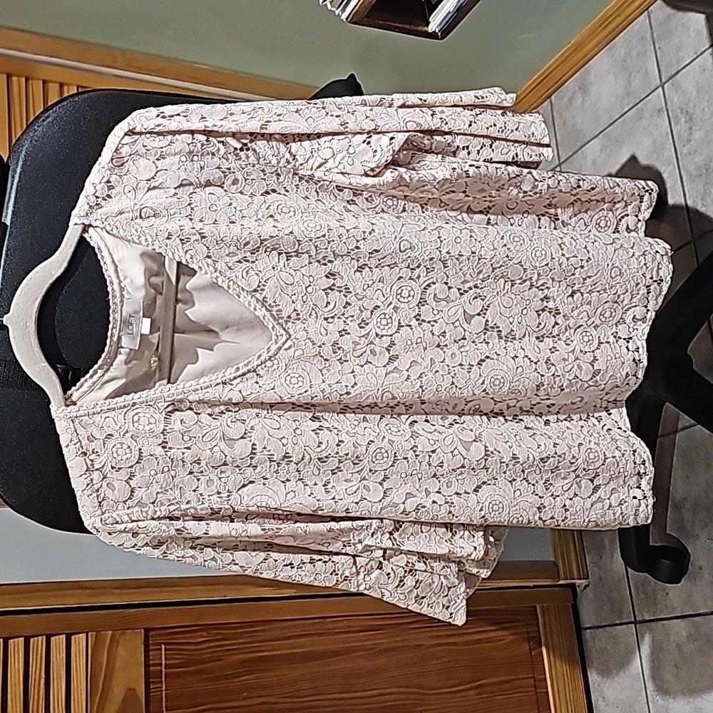 Loft size xl blush lace blouse